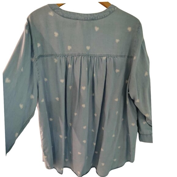 Flowy Casual Chambray Blue Tunic Top Blouse White Hearts | Jane & Delancey | 1X - Picture 6 of 12